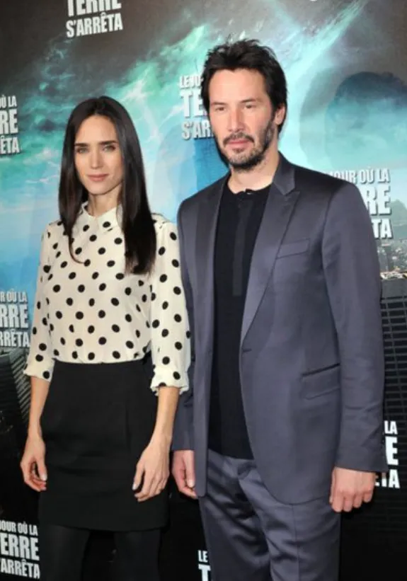Keanu Reeves' Wife, Age, Height, Weight, Net Worth, Career, And Full Bio In 2025