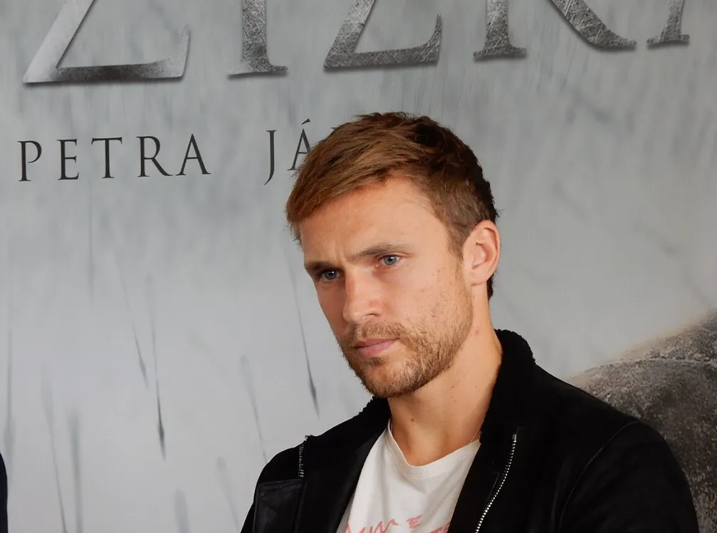 William Moseley's Wife, Age, Height, Weight, Net Worth, Career, And Full Bio In 2025