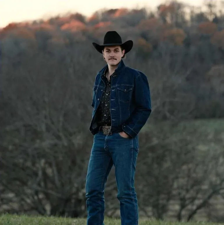 Zach Top's Ex-Wife, Age, Height, Weight, Net Worth, Career, And Full Bio In 2025