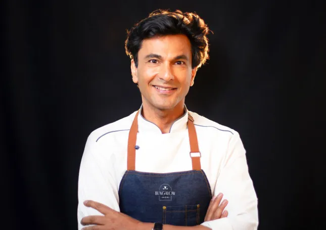 Vikas Khanna Wife, Personal Life, Net Worth, Career, and Complete Biography Vikas Khanna Wife, Personal Life, Net Worth, Career, and Complete Biography