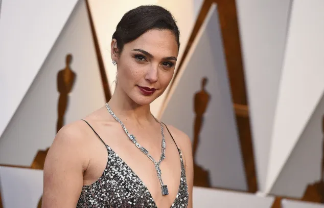 Gal Gadot Age, Height, Net Worth, Husband, Career & Family (2026 Update) Gal Gadot Age, Height, Net Worth, Husband, Career & Family (2026 Update)