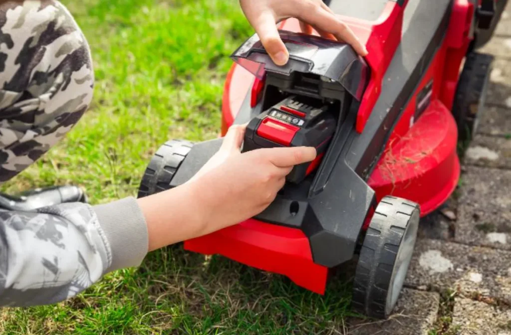 What Affects Lawn Mower Battery Life and Charging Efficiency?