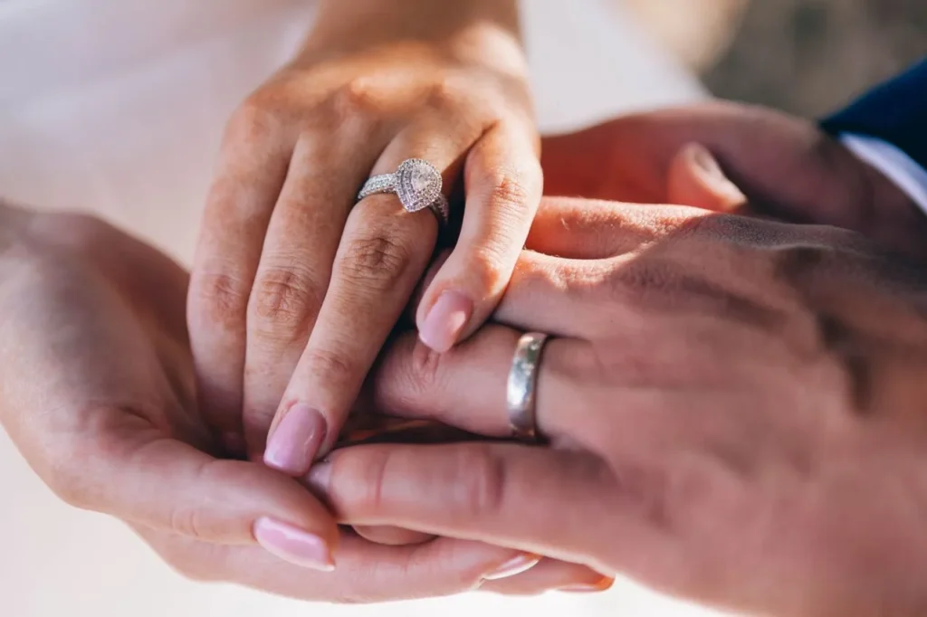 Why More Couples Are Choosing Custom Rings Over Classic Styles
